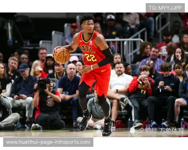 美因茨训练课上阿约克利用身高频繁造成错位